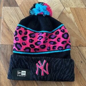 New Era Kids' Black and Pink Leopard Beanie